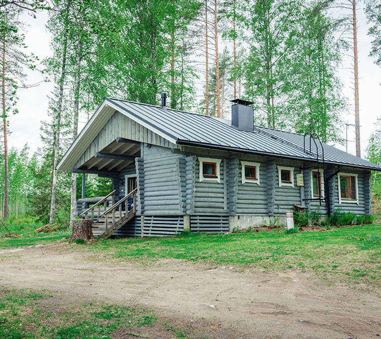 Laadukkaat vuokramökit Saimaalla järven rannalla | Loma-Väkkärä